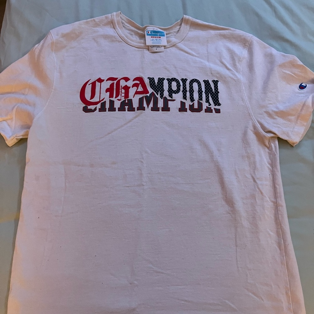 Champion T-shirt medium